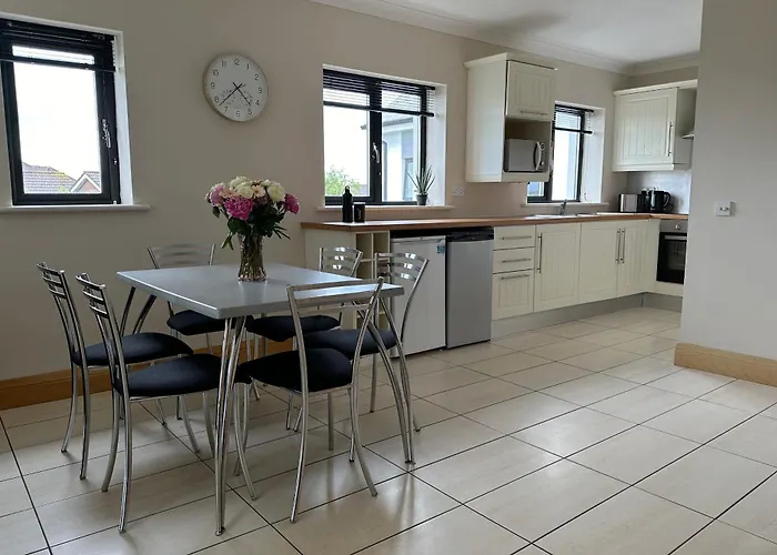 Cuirt Na Coiribe Summer Apartamento *