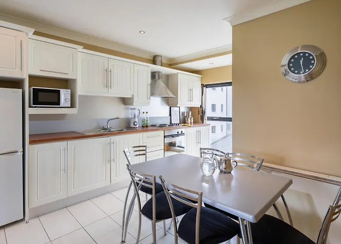 Cuirt Na Coiribe Summer Galway